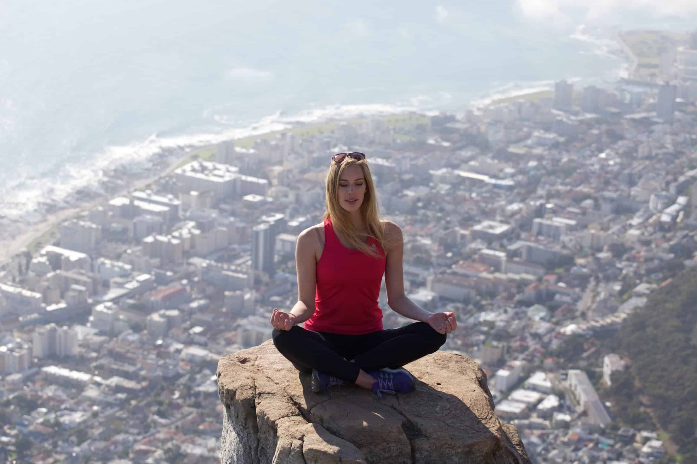 lions head
